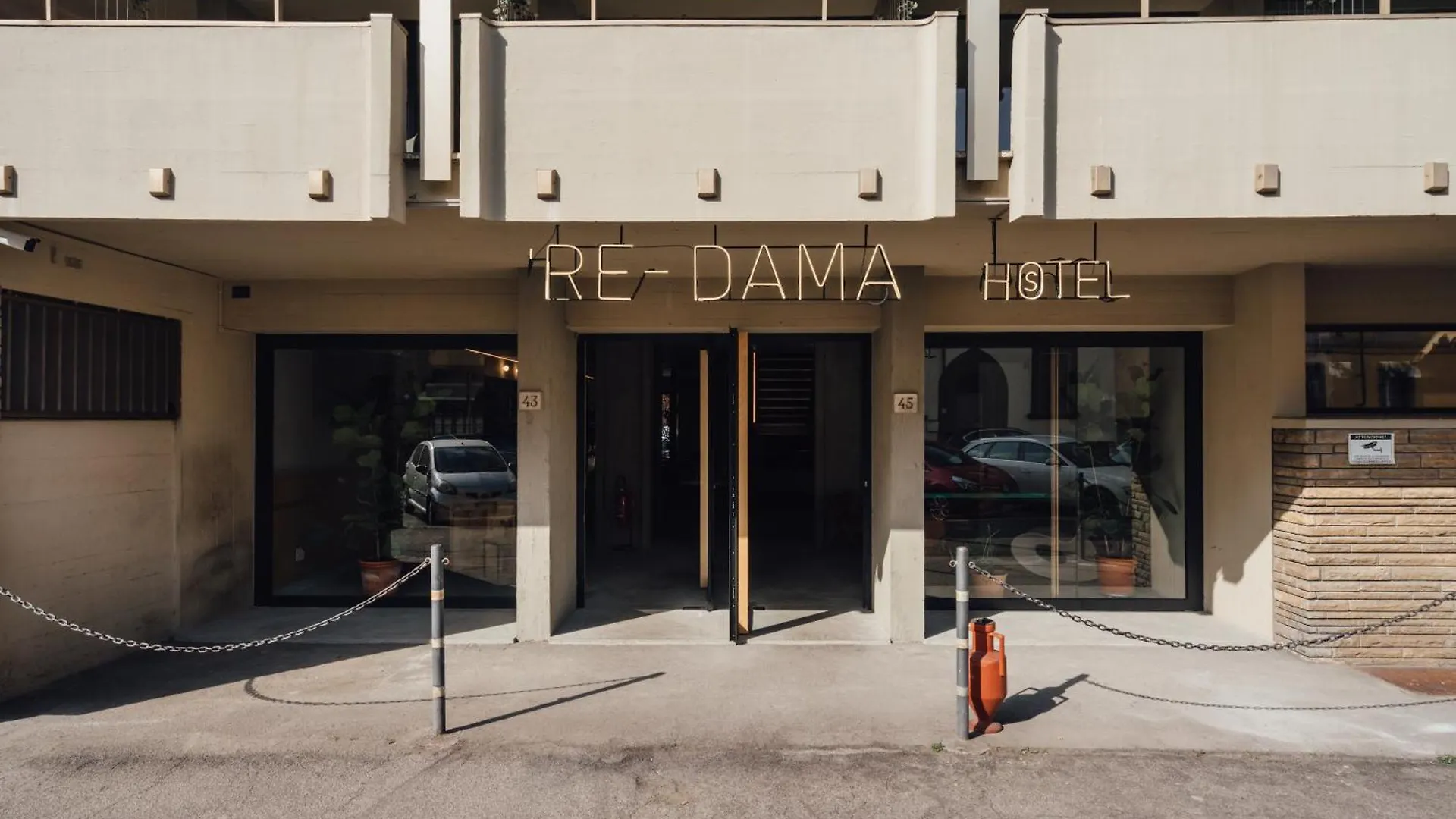 'Re-Dama Hostel Florence Italy
